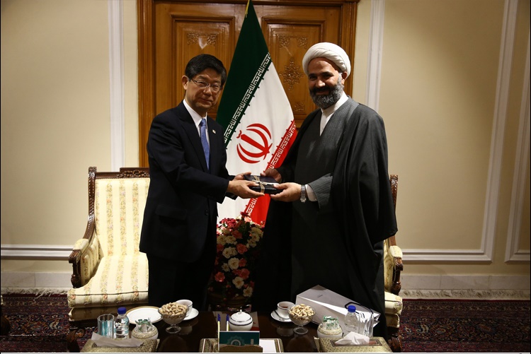 نشست صمیمی سفیر جدید ژاپن با حجت الاسلام پژمانفر (رئیس گروه دوستی ایران و ژاپن) در تهران