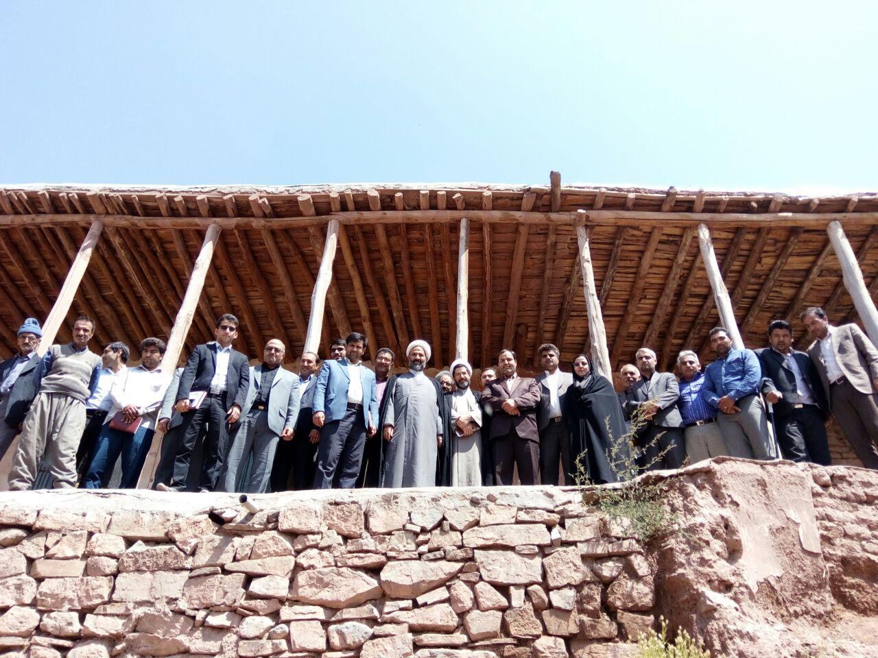 بازدید حجت الاسلام پژمان‌فر به همراه جمعی از مسئولین استانی از روستاهای بخش مرکزی کلات
