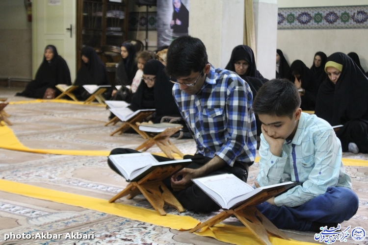 رئیس فراکسیون قرآن، عترت و نماز: راه تشکل‌های قرآنی را در مدارس باز کنیم